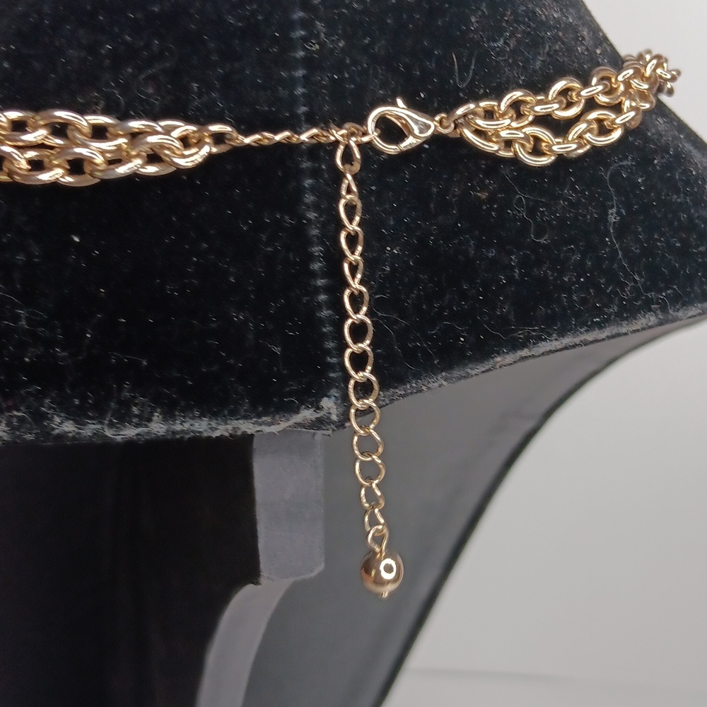 Elegant Gold and Cream Fashion Necklace - Picture 3 of 3